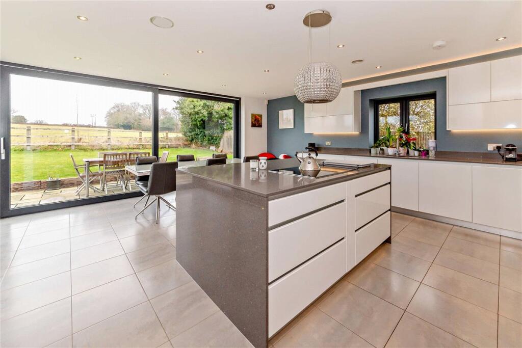 House in Enborne - View 4