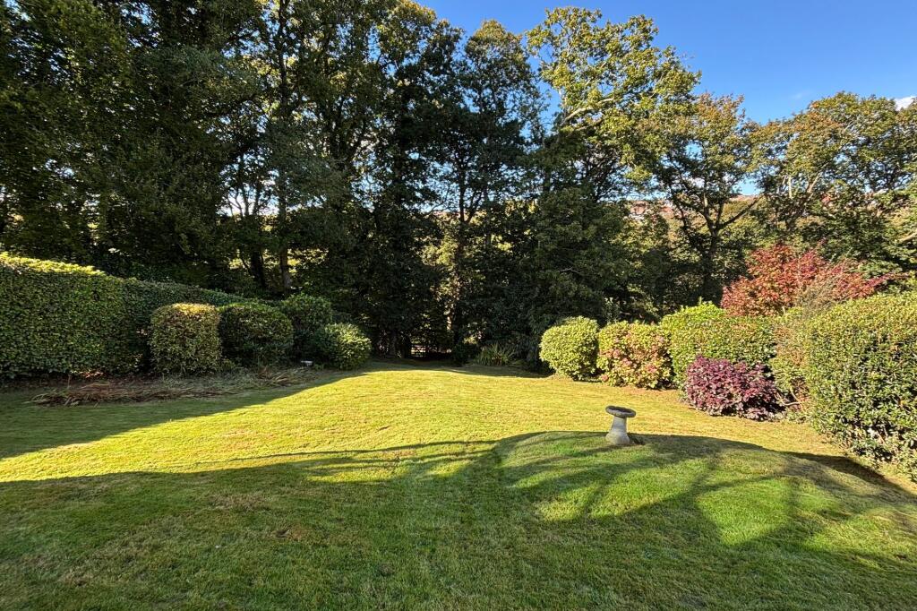 2-bed detached on Glenholt Road, Plymouth, PL6, £395,000