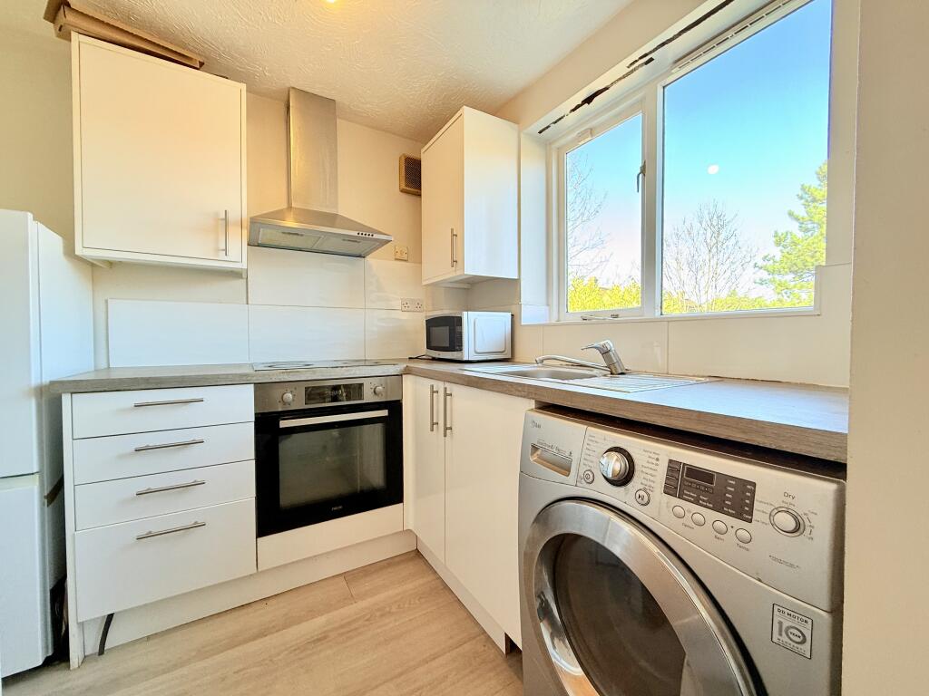 Main image of property: Cumberland Place, Catford, SE6