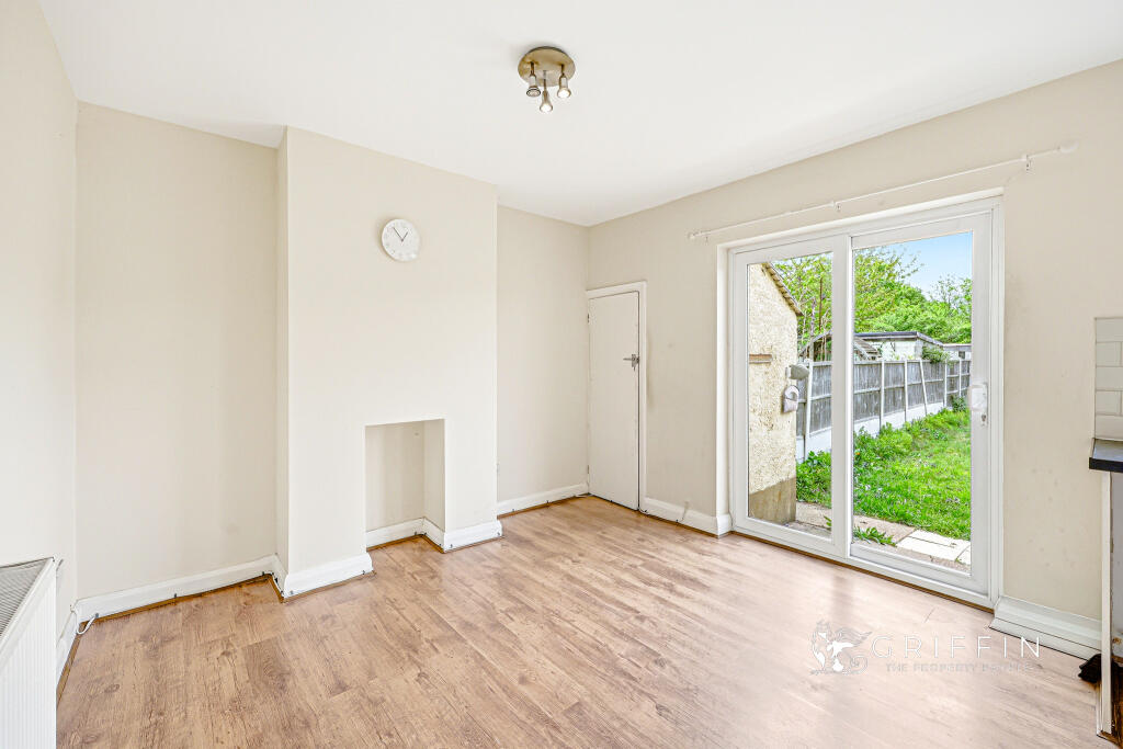 House in Grays, Badgers Dene, Chafford Hundred - View 2