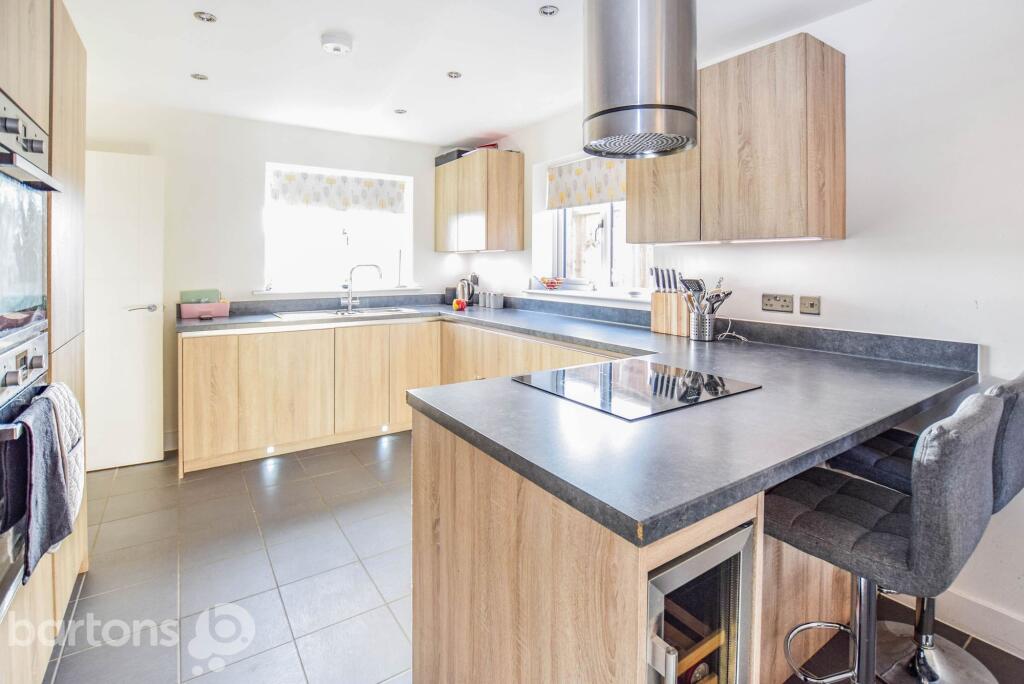 Highfields, Clowne, S43 photo 4