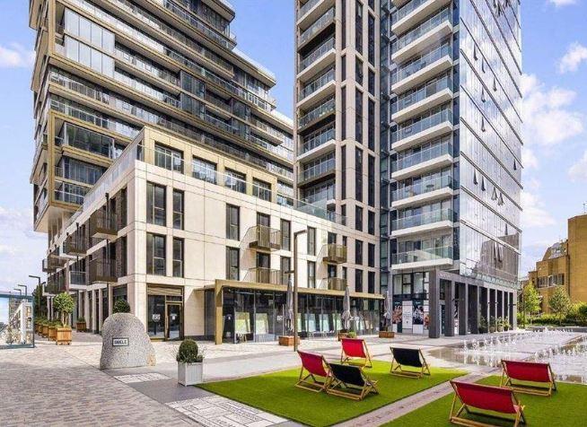 Main image of property: 3 Merino Gardens, London, E1W 2DP