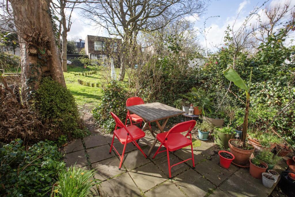 Apartment in London, Denmark Hill, Camberwell - View 5