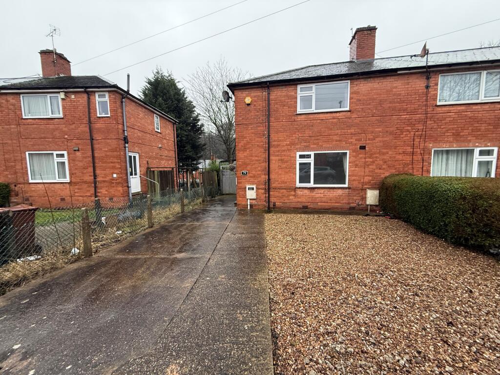 Main image of property: Ainsdale Crescent, Nottingham, NG8 6BU