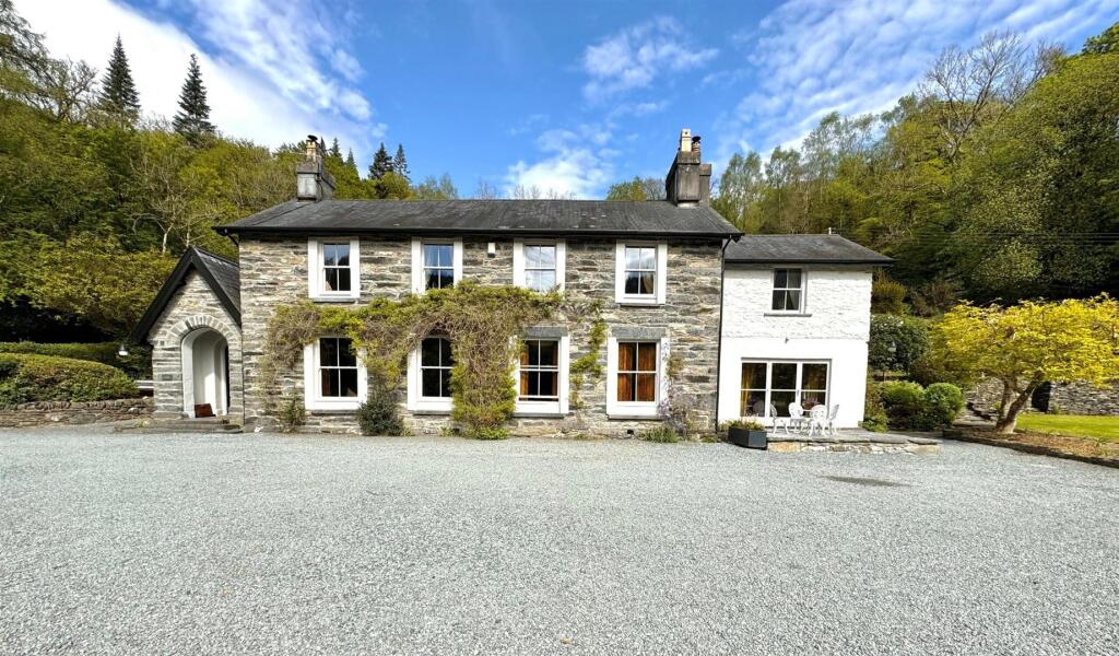 Main image of property: Betws-Y-Coed