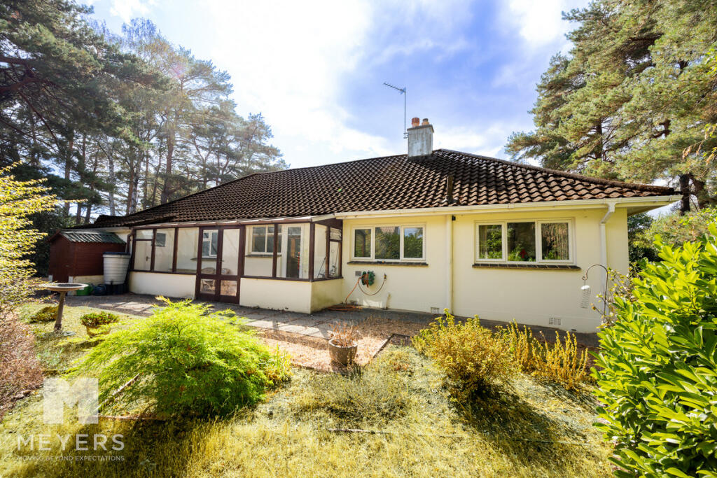 House in Bournemouth, St. Leonards and St. Ives - View 2