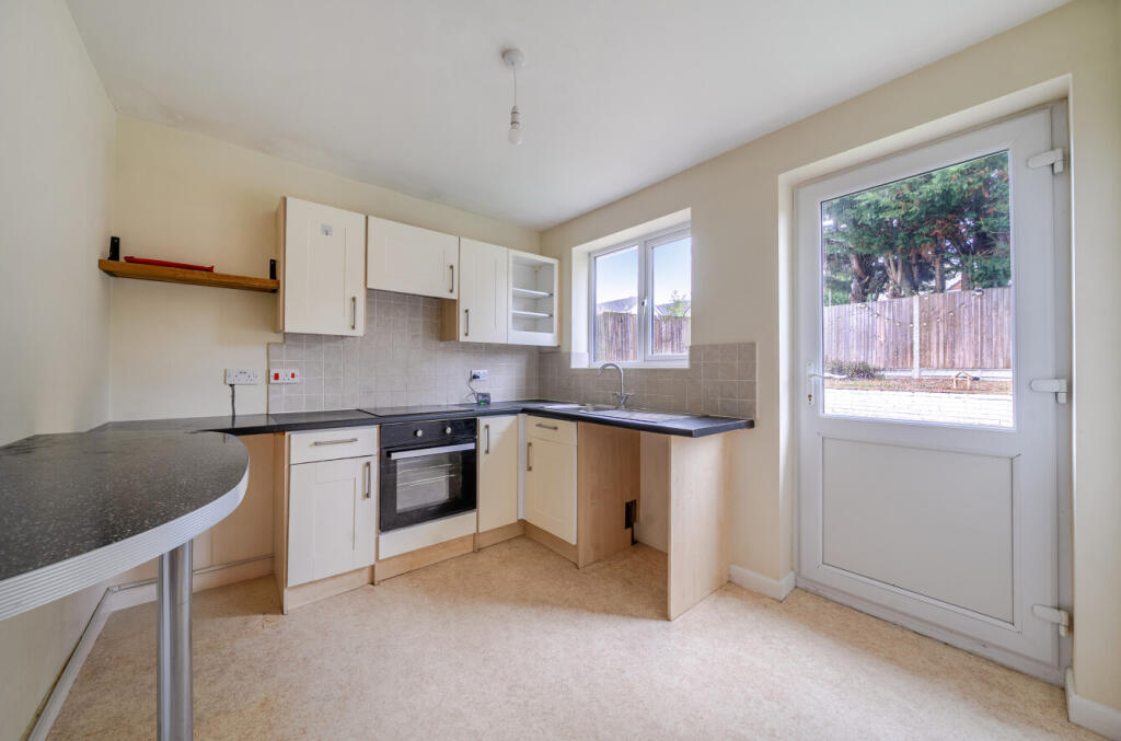 Warren Close, Southampton, SO16 photo 2