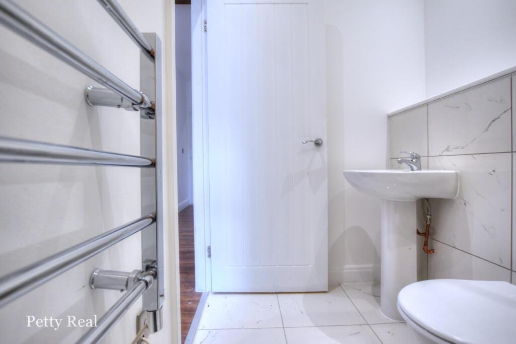 Additional image 18 of Canalside Loft, Burnley