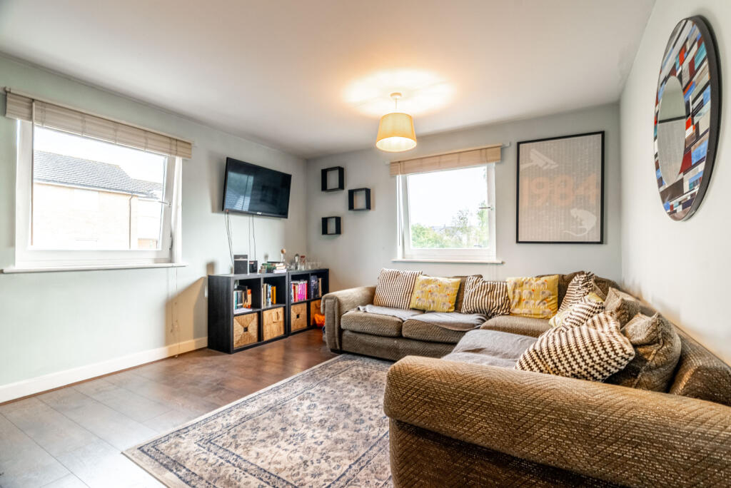 Apartment in St Albans, Fleetville - View 2