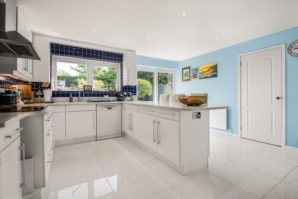 House in Welwyn Hatfield, Welwyn - View 5