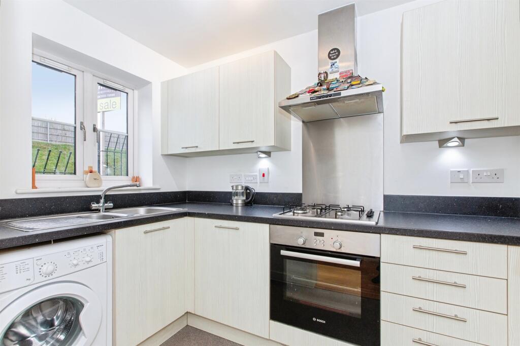 Station Road, Thrapston, Kettering photo 3