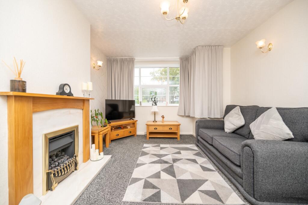 House in Dudley - View 3