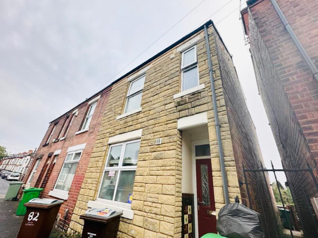 House in Nottingham - View 4