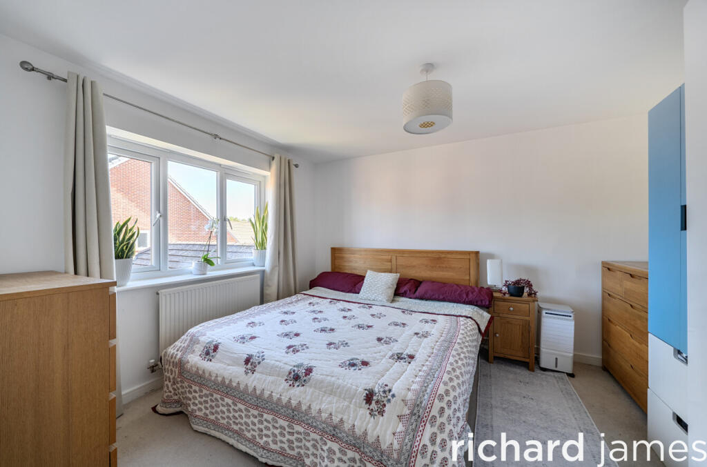 House in Swindon - View 5