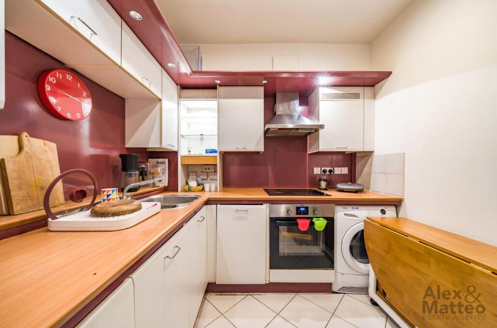 Apartment in London - View 3