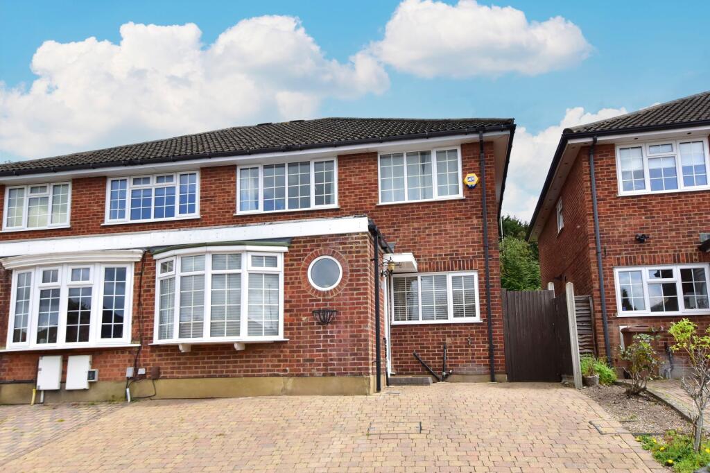 Main image of property: The Maltings, Hunton Bridge, WD4