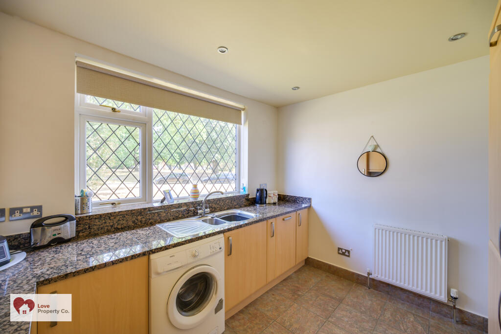 St. Johns Close, Knowle, Solihull, B93 0NL photo 4