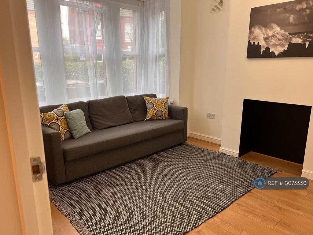 Main image of property: Brettenham Rd, London, E17