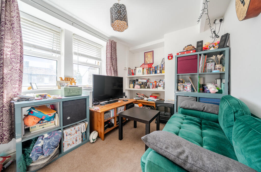 Woodland View, Calverley, Pudsey, West Yorkshire, UK, LS28 - View 5
