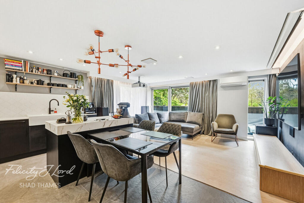 Main image of property: Paradise Street, SE16