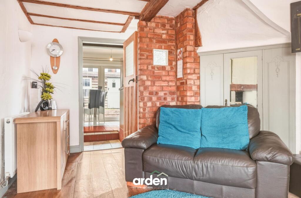 High Street, Studley, B80 photo 5