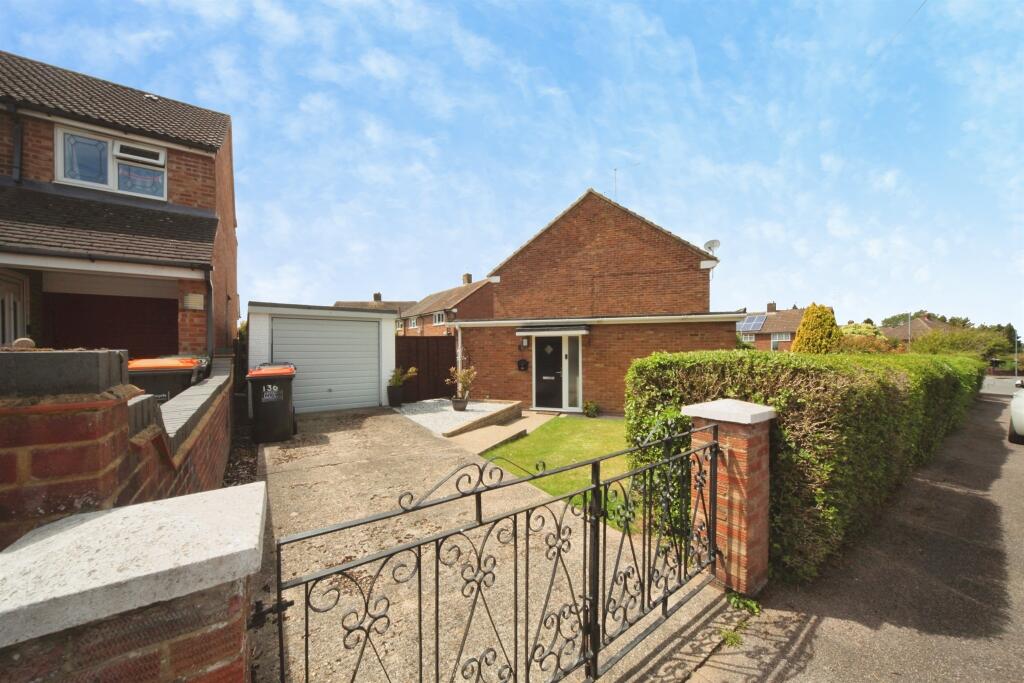 Main image of property: Jeans Way, Dunstable