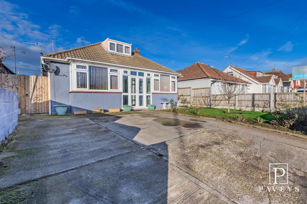 Main image of property: Frinton Road, Kirby Cross, Frinton-On-Sea