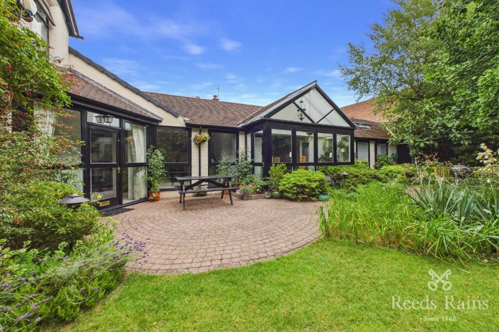 Main image of property: Parkfield Road South, Didsbury, Greater Manchester, M20