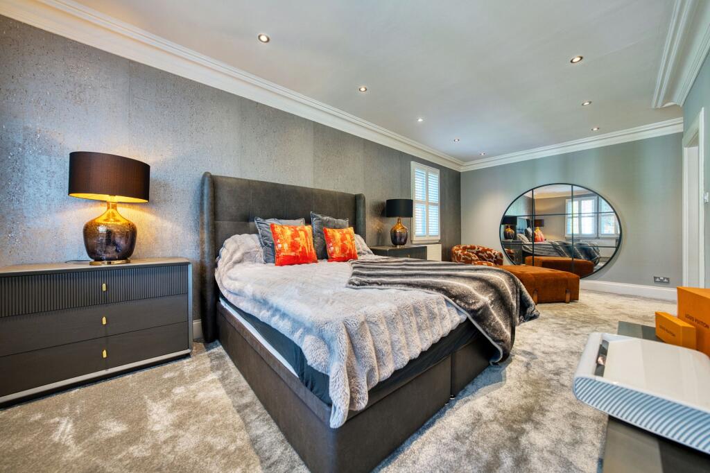 Apartment in Motherwell, South Lanarkshire - View 4