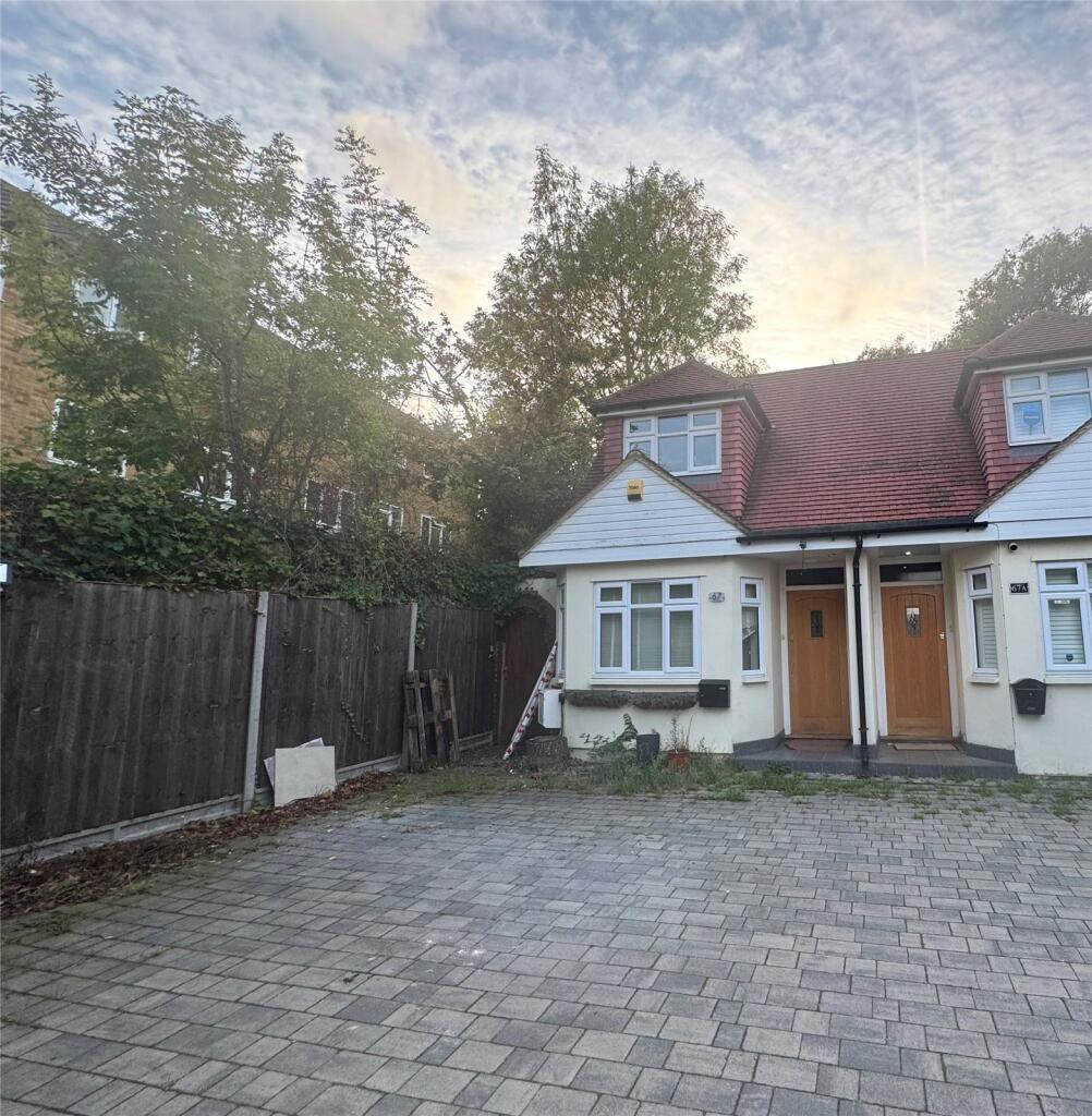 Main image of property: York Road, New Barnet, Barnet, EN5