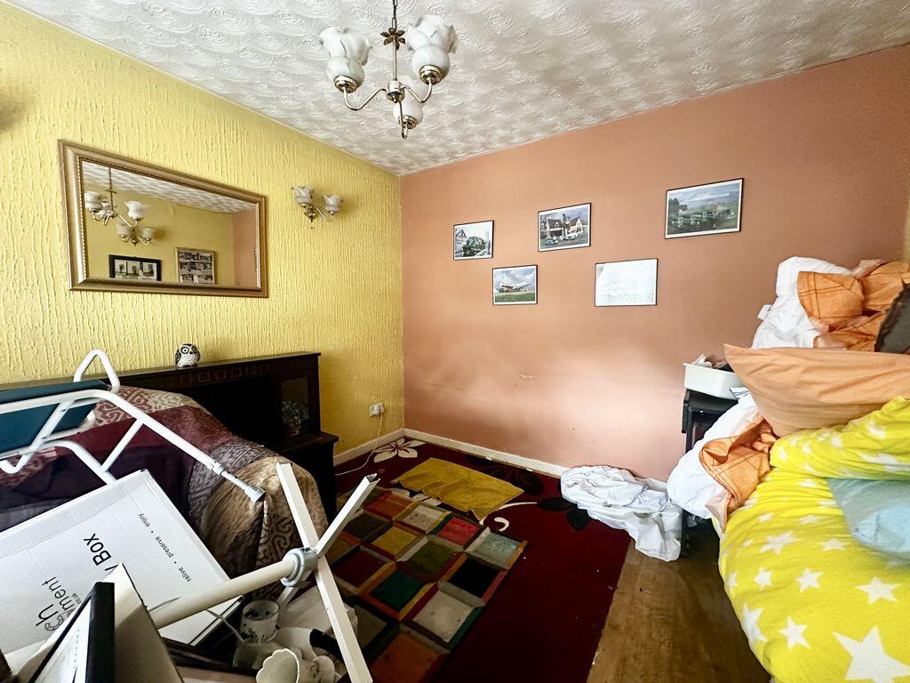 House in Walsall, Pheasey - View 5