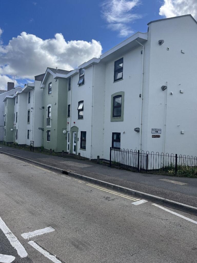 Apartment in Exeter - View 2