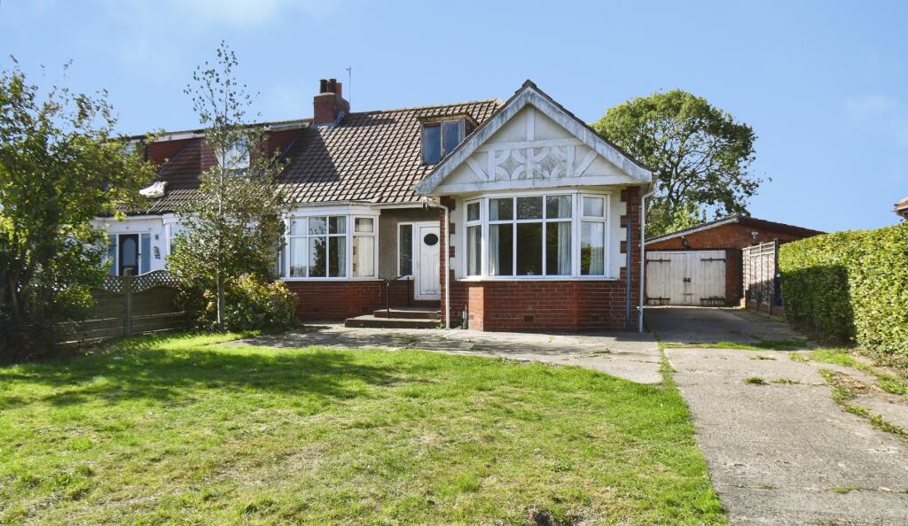 Studio terraced on Bridge Bungalows, Burstwick, £260,000