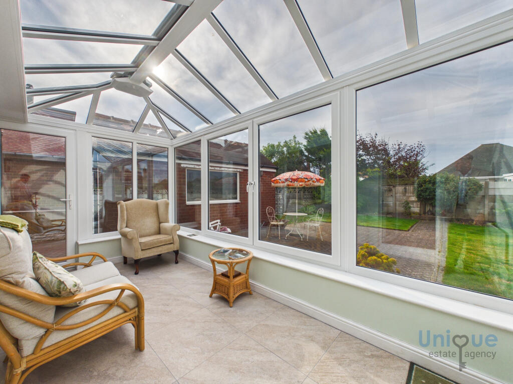 House in Wyre, Larkholme, Fleetwood - More