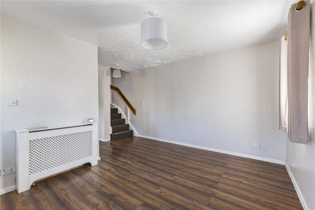 Sprucedale Close, Swanley, Kent, BR8 - View 3