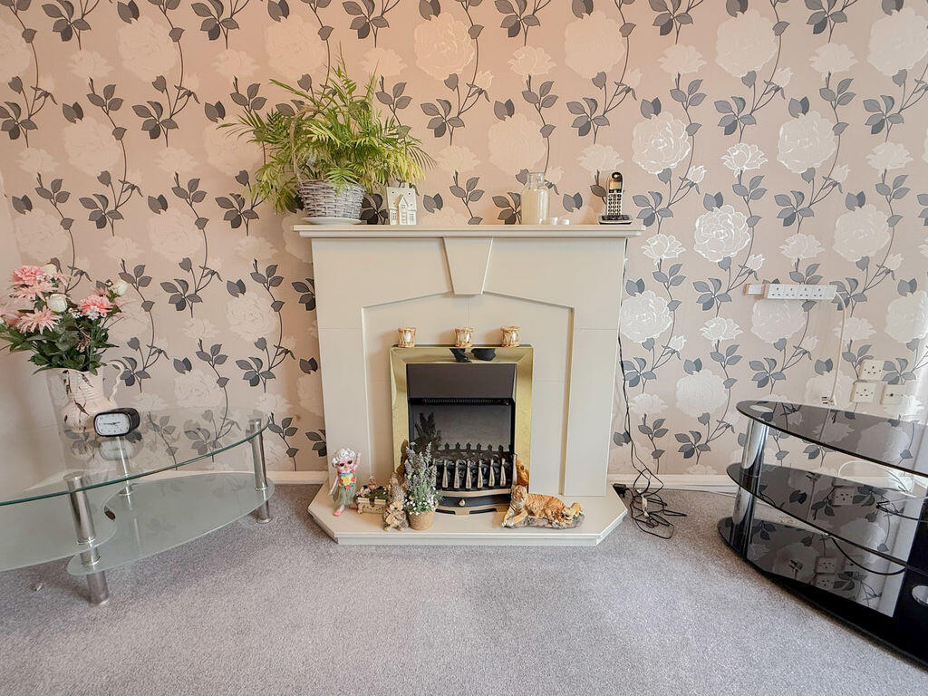Donibristle Croft, Birmingham, B35 6BL photo 3