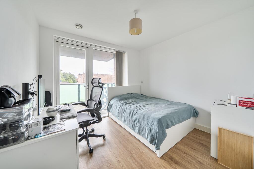 Apartment in London - More