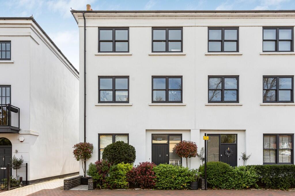 Main image of property: North Road, Hertford, Hertfordshire, SG14