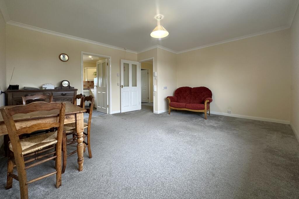 Apartment in Dover, Deal - View 2