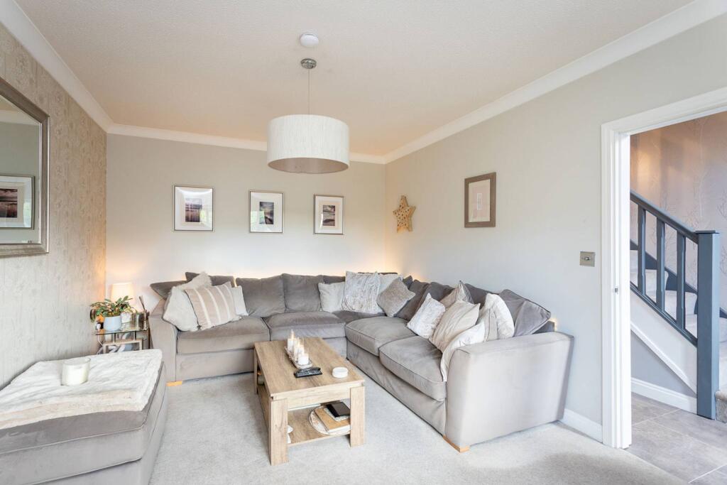 14 Milne Road, Dunfermline, KY11 8NF photo 4