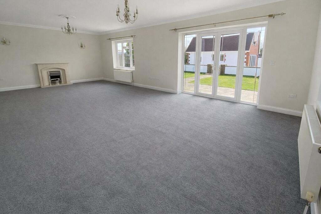Lower Dicker, Hailsham, East Sussex, BN27 photo 3