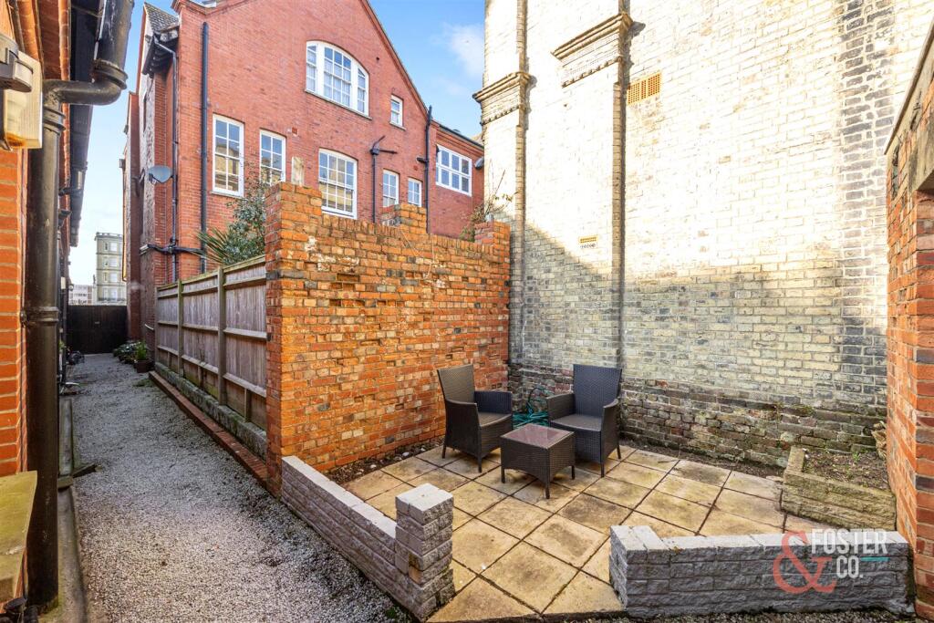 Apartment in Hove, Brunswick - View 5