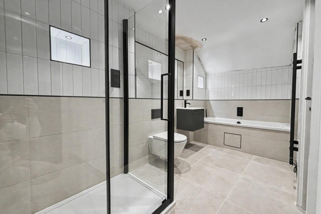 Apartment in Dorchester - View 5
