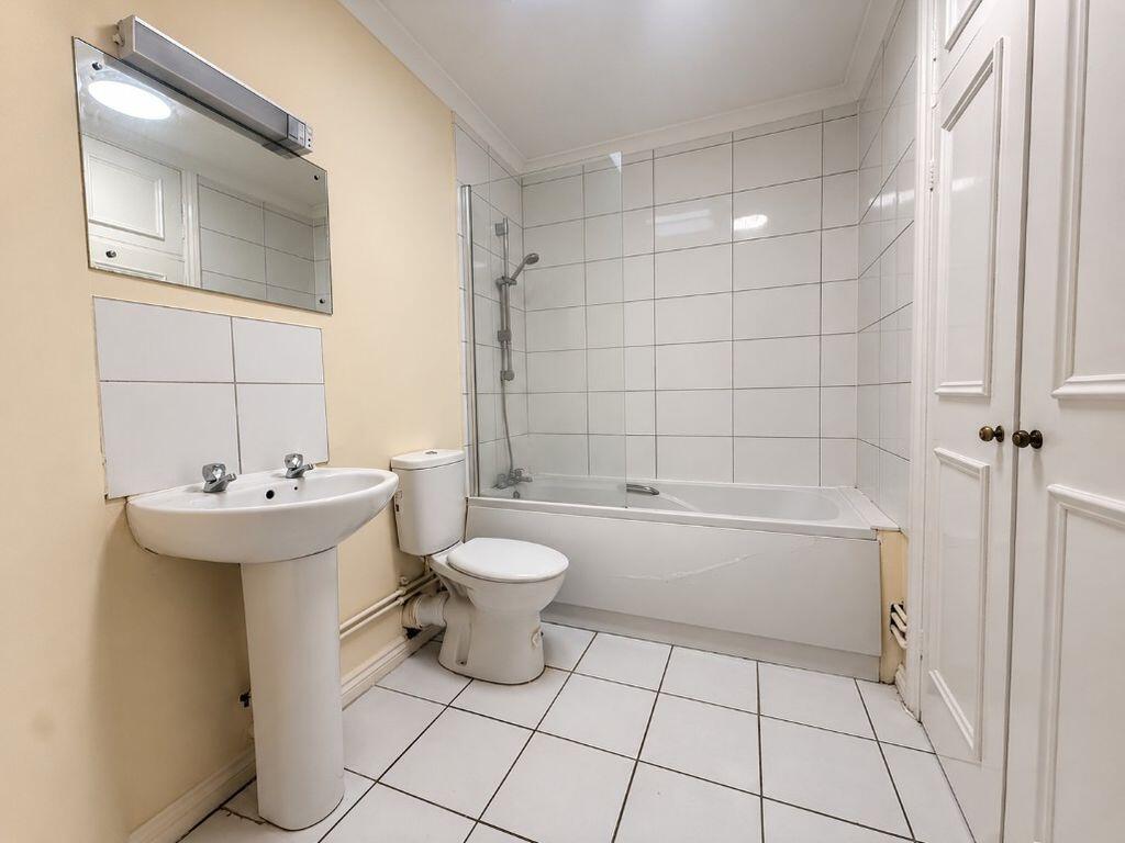 Apartment in Chichester - View 4