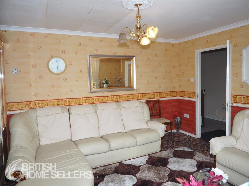 House in Birmingham, Druids Heath - View 4