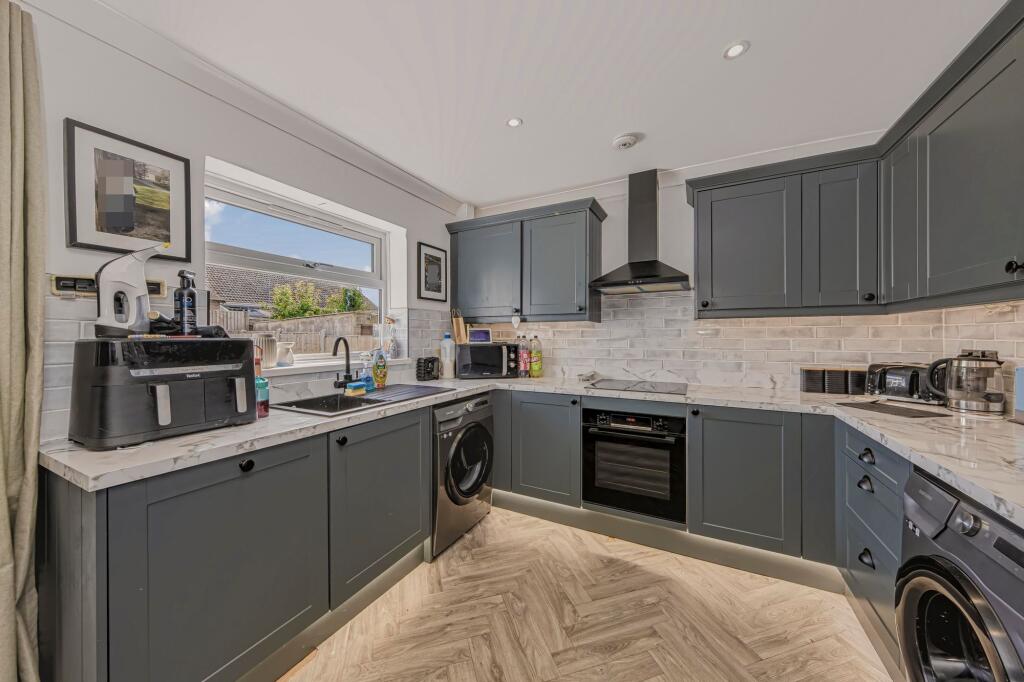 House in Stoke-on-Trent - More