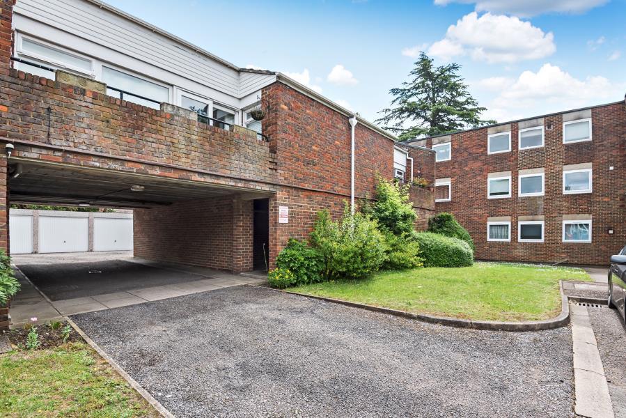 Main image of property: Lingfield Close