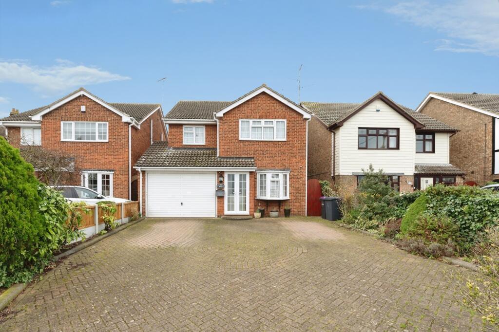 Main image of property: Ashingdon Road, Rochford, Essex, SS4