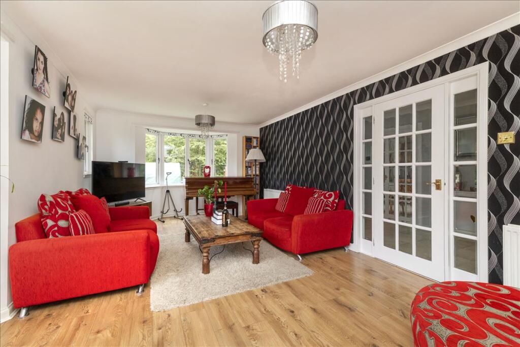 House in Edinburgh, Midlothian - View 3
