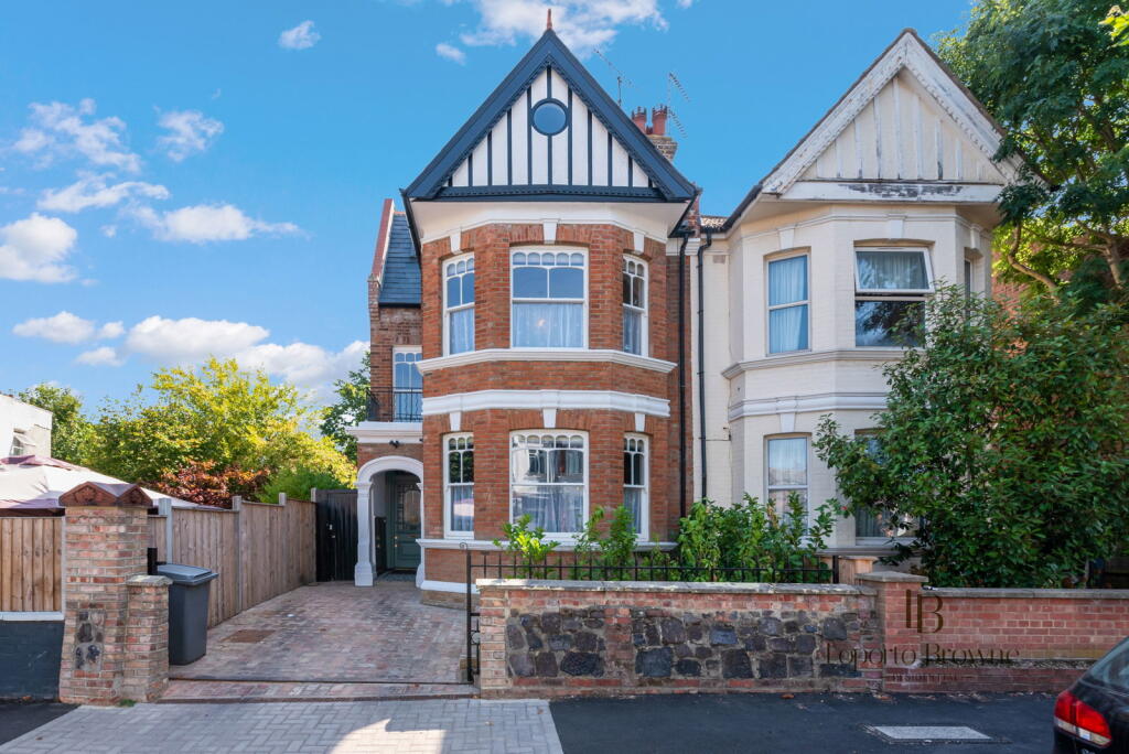 House in London - View 4